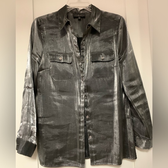 Shimmery metallic blouse, sleeves button at cuff, or fold up button mid sleeve. - Picture 12 of 13